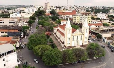 Abastecimento de água fica comprometido após furto de fios na estação da Copasa, em Arcos