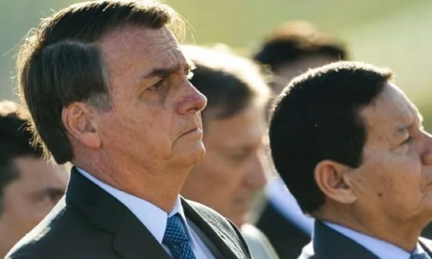 Bolsonaro libera R$ 700 milhões para assistência à população de áreas afetadas pelas fortes chuvas