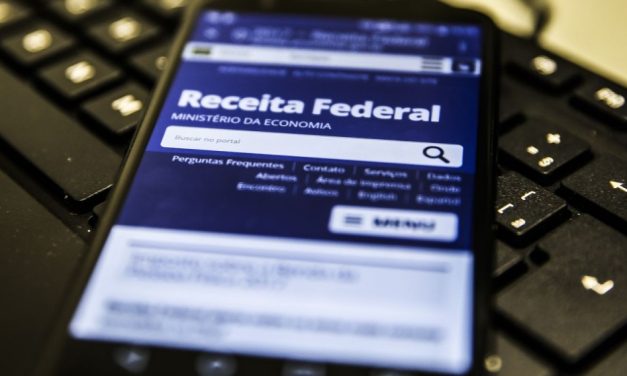 Receita paga 2º lote de restituição do Imposto de Renda 2024 nesta sexta