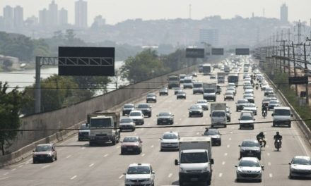 Novas regras de trânsito entram em vigor no Brasil neste mês, após mudança em lei; veja quais são