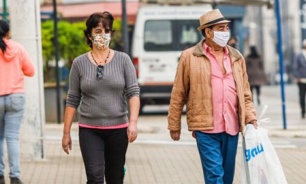 Covid: Minas registra mais de 30 mil casos pela 1ª vez em 24h e bate recorde