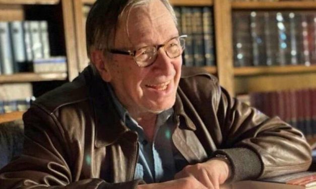 Olavo de Carvalho morre aos 74 anos nos Estados Unidos