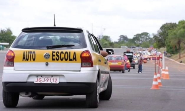 Tirar carteira de motorista em Minas Gerais deve ficar até 20% mais caro em 2022