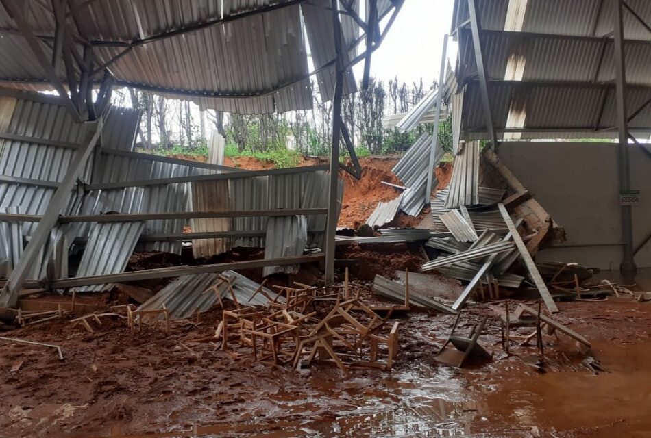 Bombeiros registram 29 ocorrências relacionadas à chuva em Divinópolis nesta sexta