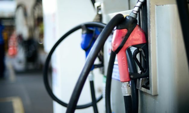 Sancionada lei que autoriza postos a comprarem etanol de produtores