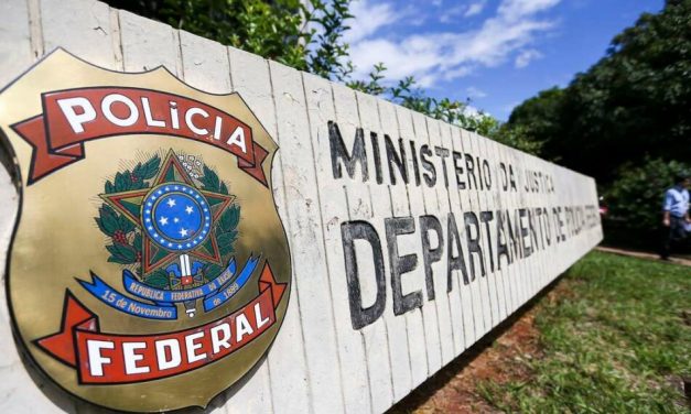 Pela quarta vez, Bolsonaro troca diretor-geral da Polícia Federal