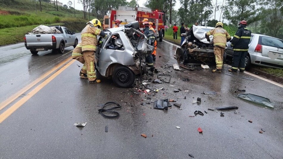 Motorista de 21 anos morre em acidente na BR-040, em Minas