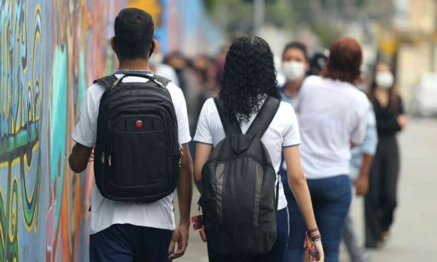 Volta às aulas: 61 cidades em Minas possuem decretos que limitam retorno