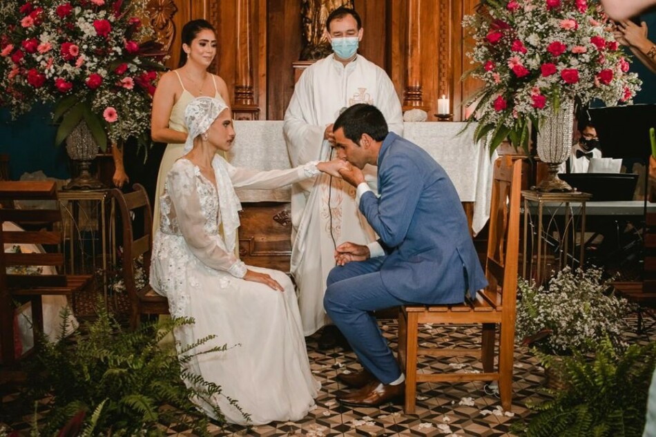 Hospital organiza casamento e realiza sonho de paciente em tratamento contra o câncer em Passos