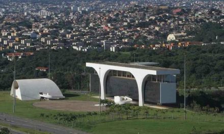 Governo de MG anuncia ponto facultativo durante carnaval; veja calendário