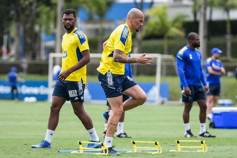 Cruzeiro busca reabilitação Estadual diante da Caldense, em Poços de Caldas