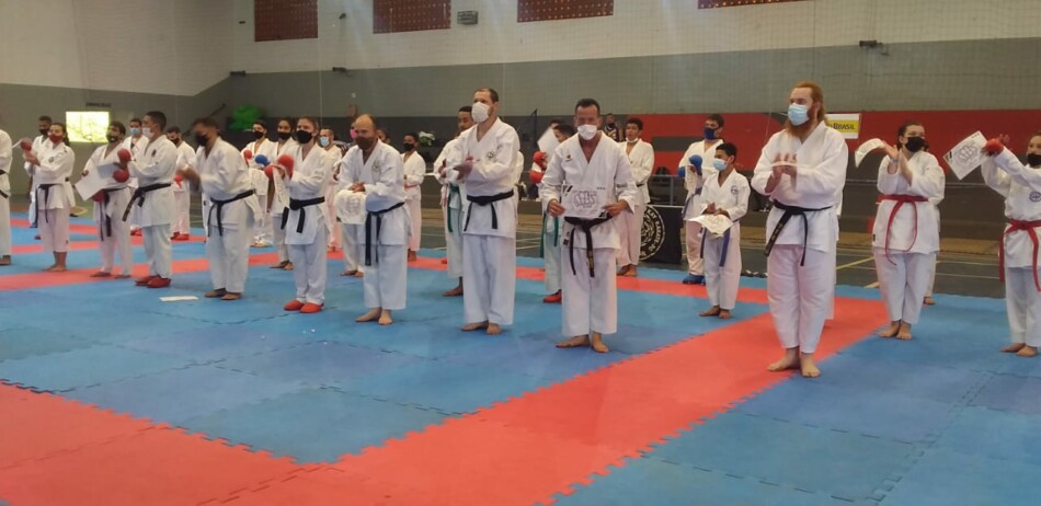 Formiguense participa de capacitação de karatê em Piumhi