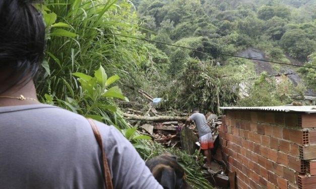 Temporal em Petrópolis deixa 66 mortos; bombeiros ainda não sabem quantos são os desaparecidos