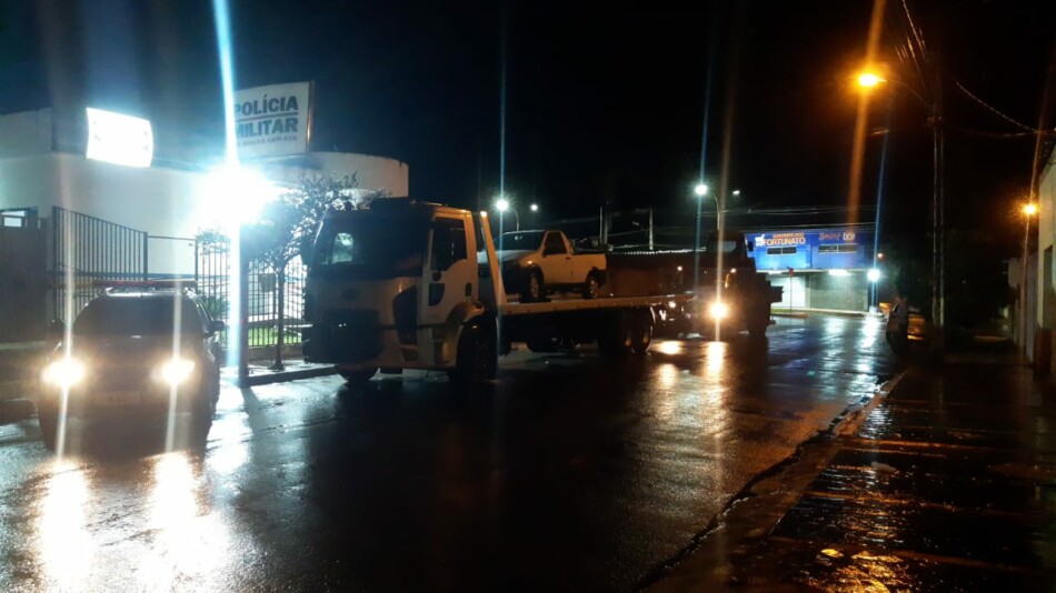 PM recupera quatro veículos roubados em Itapecerica