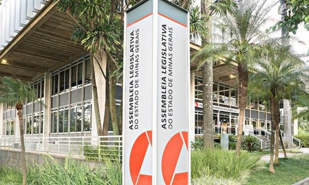 Assembleia nomeia comissão para analisar veto de Zema a aumento de salário de servidores