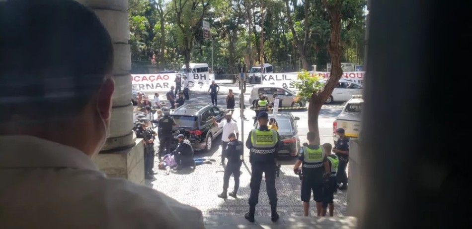 Ato em BH termina em tumulto e servidores denunciam agressão