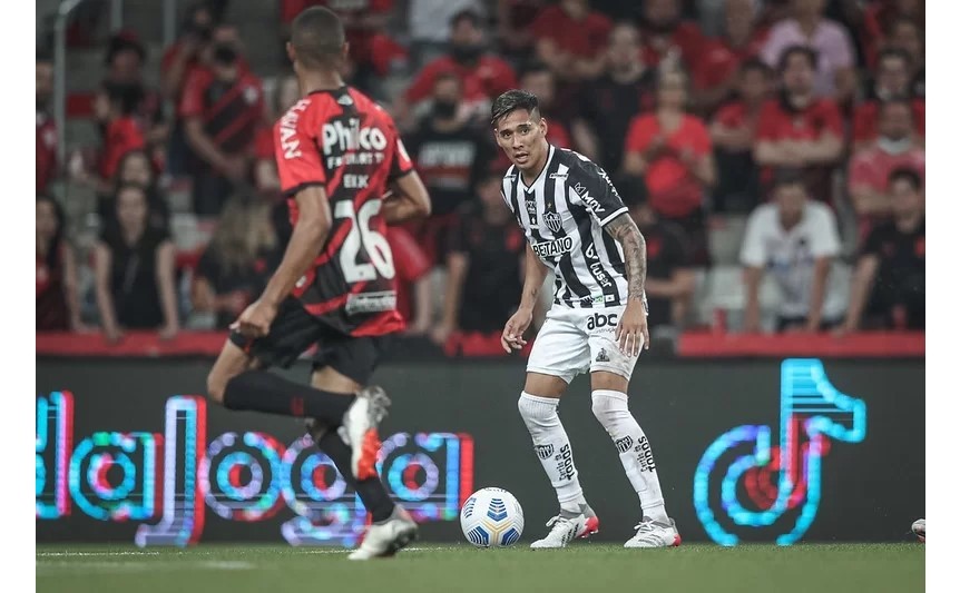 Hegemônico também em Curitiba, Atlético reedita final da Copa do Brasil contra o Athletico