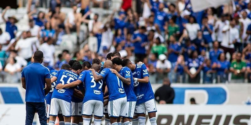 Por conta de sinalizadores, Cruzeiro pode perder até dez mandos de campo