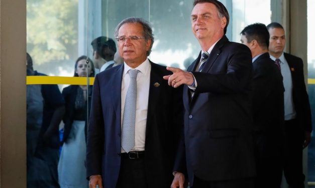 Governo federal decide dar aumento de 5% a servidores federais