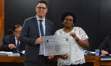 Câmara homenageia profissionais da saúde com a Comenda ‘Médico e Cientista Oswaldo Cruz’