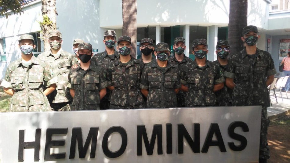 Atiradores do TG 04-030 doam sangue ao Hemominas