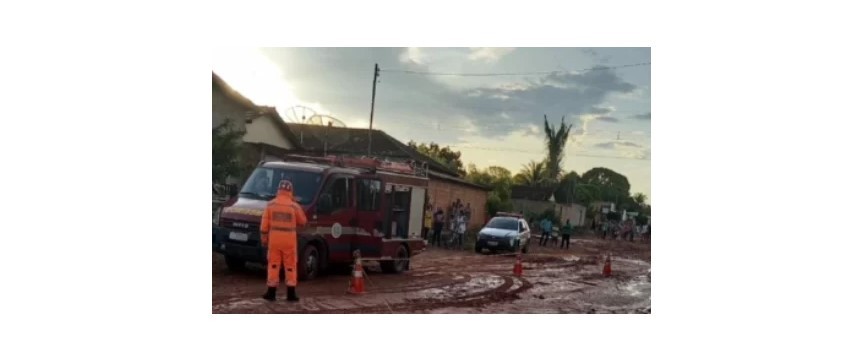 Menino de 7 anos morre eletrocutado por fios de alta tensão em MG