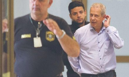 STJ mantém condenação de José Dirceu a 27 anos de prisão