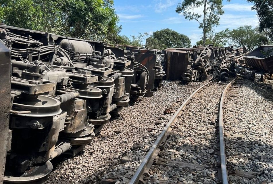 Corpo de Bombeiros divulga informações sobre acidente com locomotiva na zona rural de Formiga