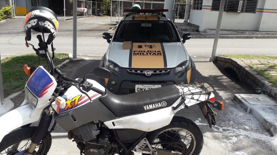 Casal é preso com arma de fogo na MG-050, em Formiga