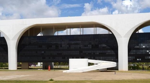 Governo de Minas paga próxima remessa do passivo de férias-prêmio nesta sexta-feira