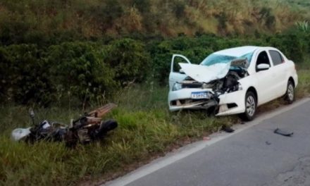 Auxiliares de limpeza de hospital de Juruaia morrem após batida entre moto e carro em MG