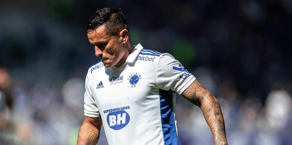 Embalado, Cruzeiro encara o Criciúma de olho na manutenção da liderança da Série B