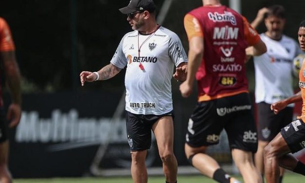 Galo terá semana cheia de preparação contra o Palmeiras