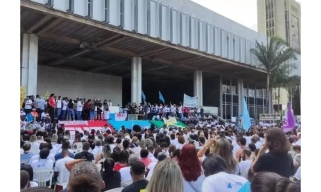 Justiça determina o bloqueio das contas do Sind-UTE e estipula multa após greve