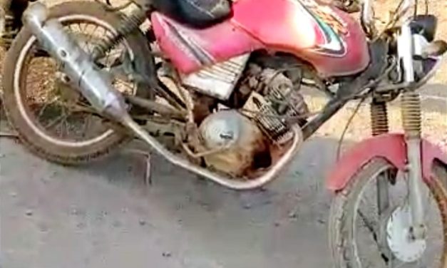 Motociclista inabilitado é detido por direção perigosa na BR-354, em Arcos