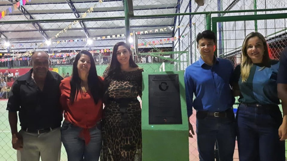 Inaugurada reforma de quadra de escola em Fazenda Velha