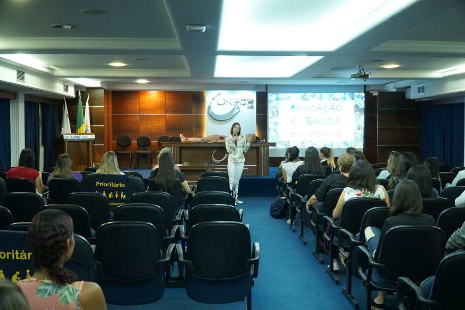 Semana da Enfermagem é realizada no Unifor-MG