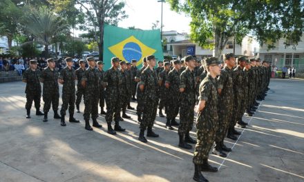 Tiro de Guerra realiza formatura em celebração ao Dia da Vitória