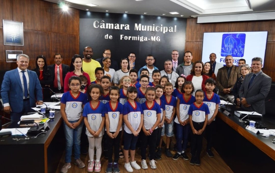 Educador em saúde apresenta Projeto ‘Dengue Tchau’ na Câmara