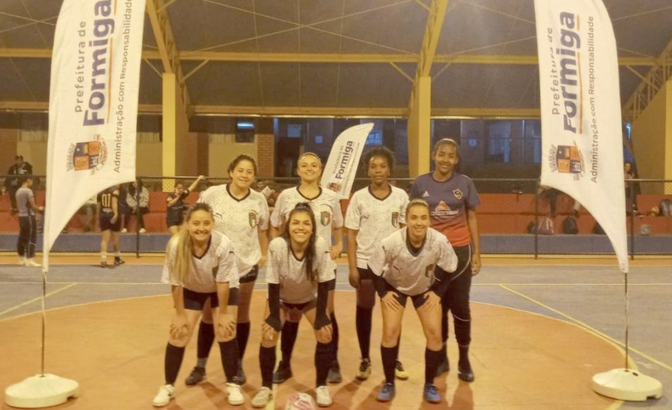 Torneio de Futsal Feminino é marcado por vários gols