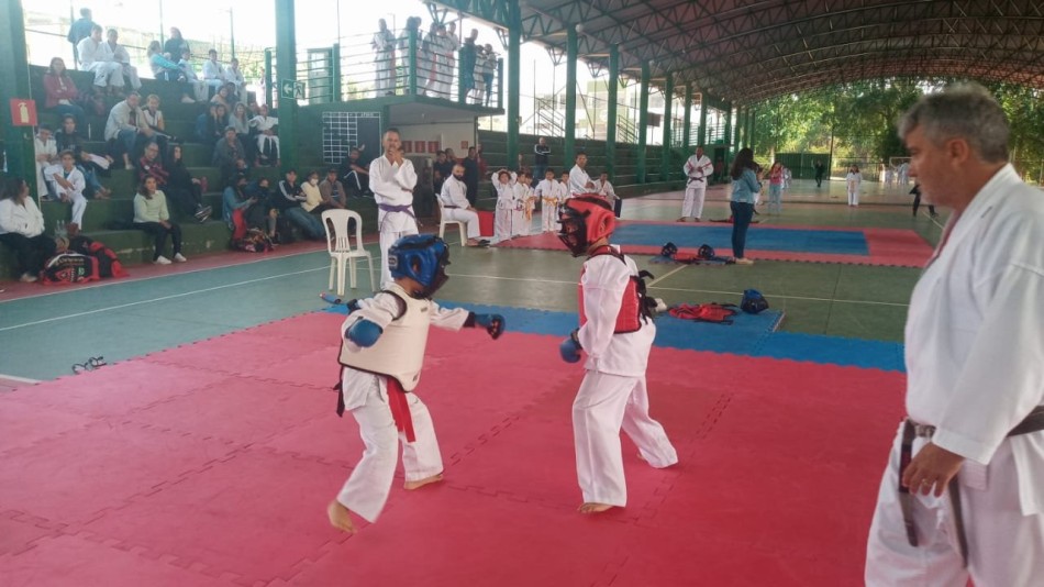 Torneio Municipal de Karatê é realizado em Formiga