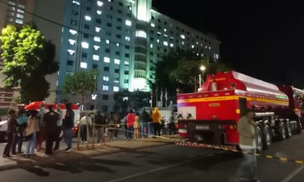 Dois pacientes morreram durante evacuação da Santa Casa em Belo Horizonte