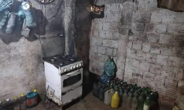 Mãe e dois filhos mantidos em cárcere privado por 17 anos são resgatados no RJ