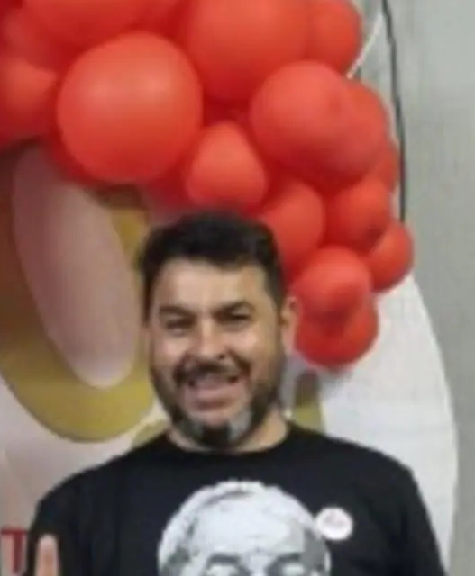 Bolsonarista invade festa de petista, os dois trocam tiros e morrem