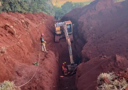 Trabalhador morre soterrado após deslizamento de talude em Papagaios