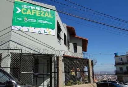 Jovem é preso depois de ir a centro de saúde para ‘causar’ e bater em funcionária