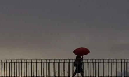 Previsão do tempo: chuva e frio ao longo da semana em BH e Minas