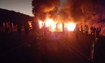 Manifestantes fecham a BR-262, em Betim, e protestam contra ordem de despejo em ocupação