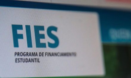 Apenas 12% dos universitários endividados aderiram à renegociação do Fies