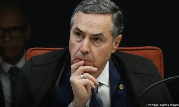 Barroso é hostilizado em aeroporto por bolsonaristas; Governo oferece PF para investigar